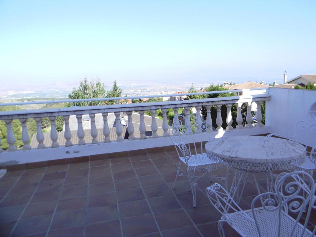 Apartamentos Turísticos Cumbres Verdes La Zubia (Granada) Quarto foto