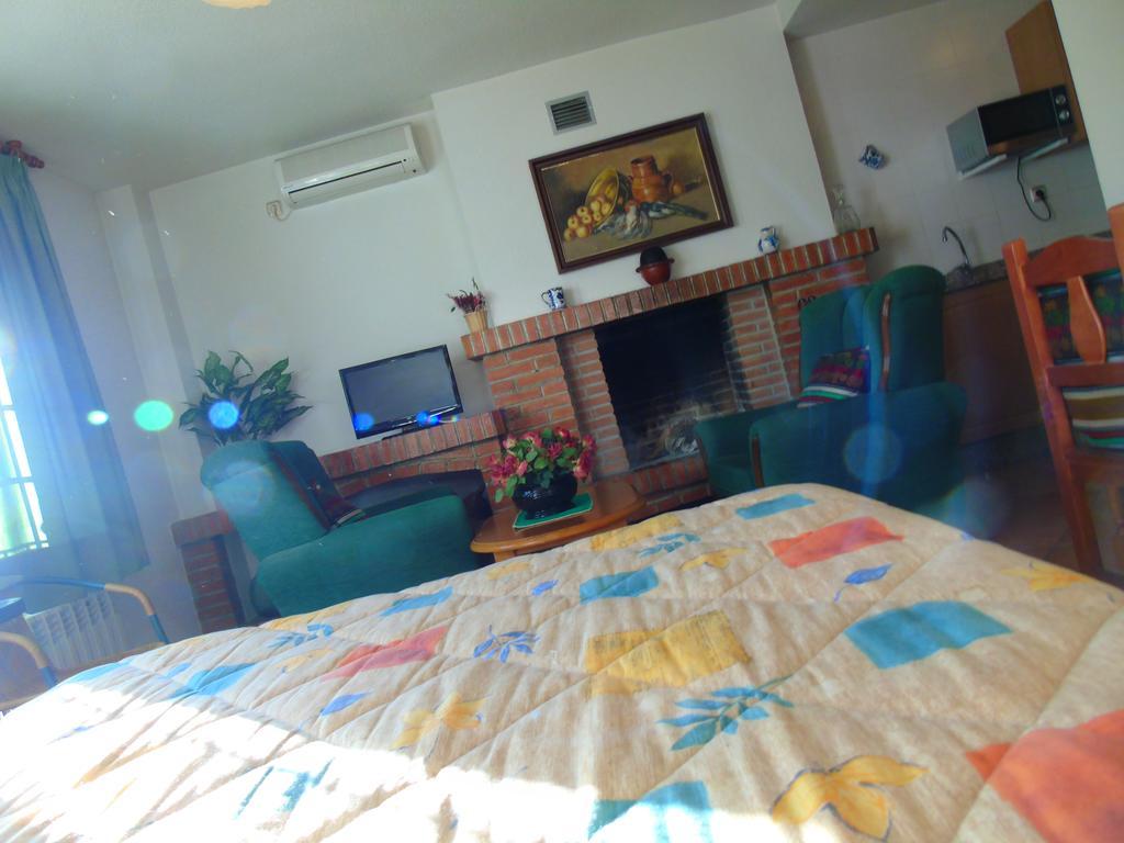 Apartamentos Turísticos Cumbres Verdes La Zubia (Granada) Quarto foto