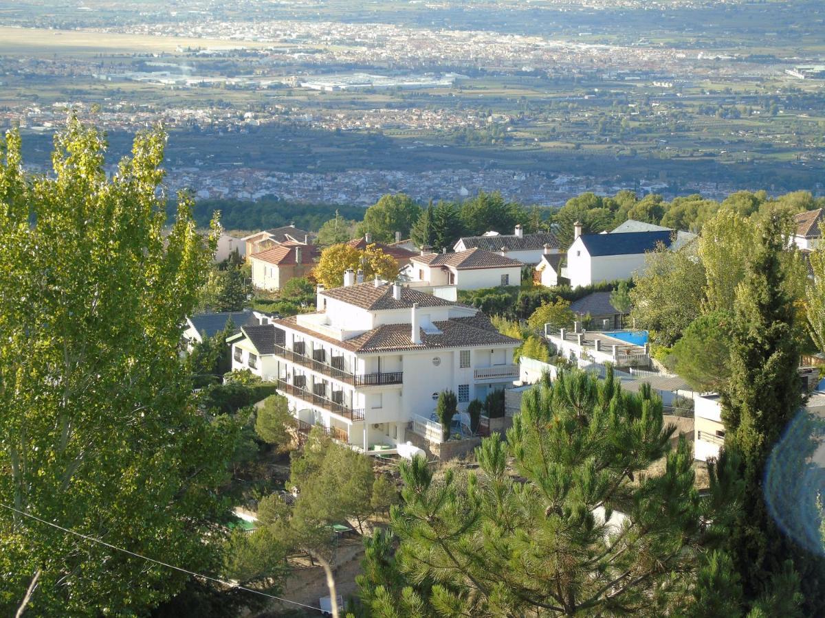 Apartamentos Turísticos Cumbres Verdes La Zubia (Granada) Exterior foto